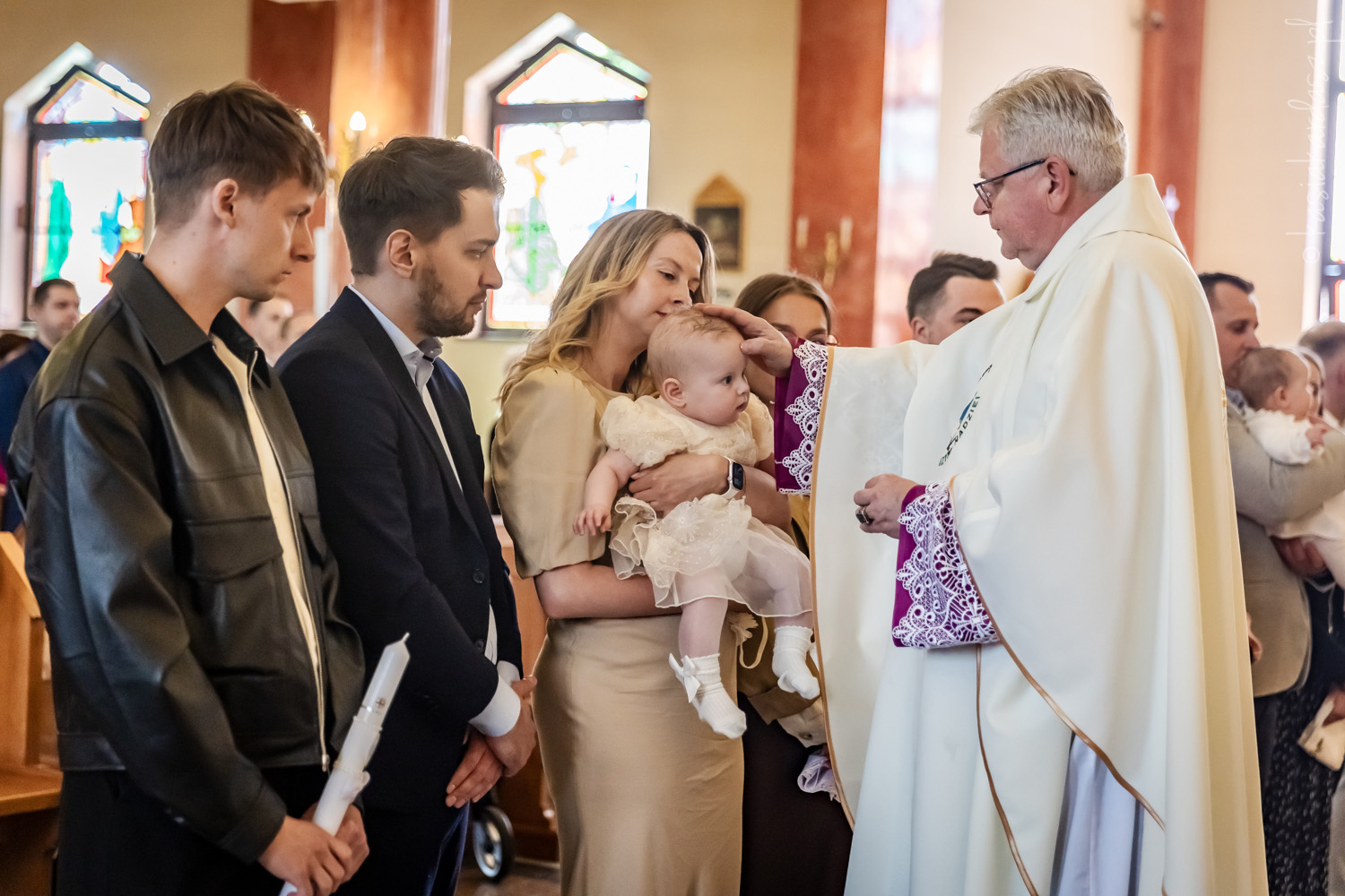 chrzciny, pamiątka z chrztu świętego, fotografia rodzinna