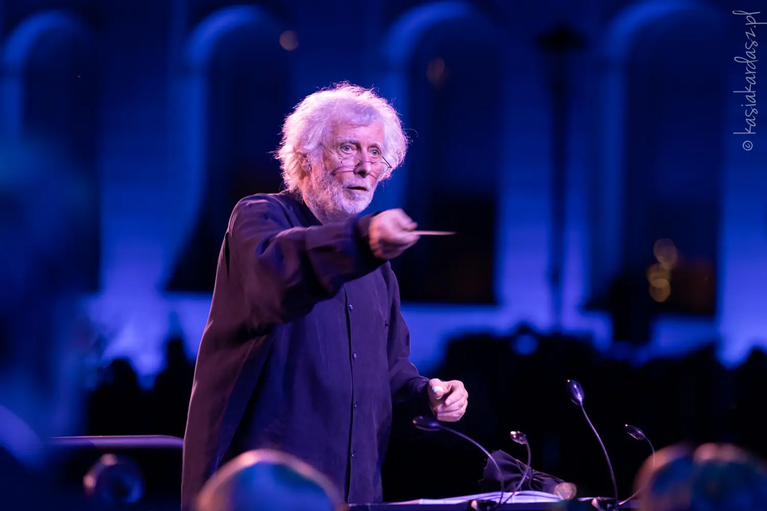 Maestro Wojciech Michniewski na koncercie z okazji otwarcia Biblioteki Narodowej w jednym z najpiękniejszych pałaców Warszawy – Pałacu Rzeczpospolitej.