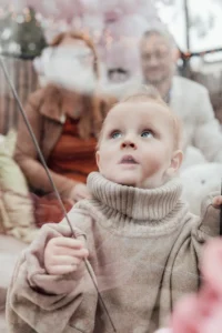 Minisesja boho dziecko w szklarni kolory ziemi